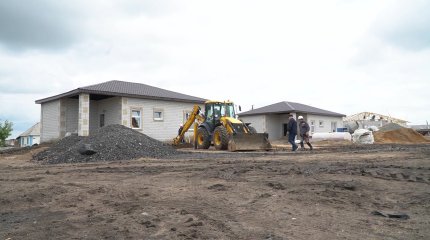 Павлодарда тасқыннан зардап шеккен отбасыларға арналған үйлердің құрылысы аяқталуға жақын