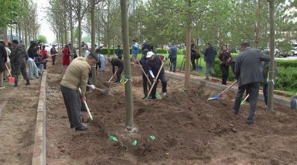 Астанада «Таза Қазақстан» акциясына мәдениет және өнер қызметкерлері де атсалысты