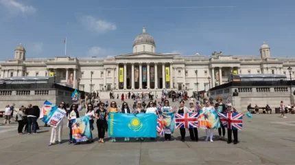 Жанкүйерлері Димашты мерейтойымен құттықтады