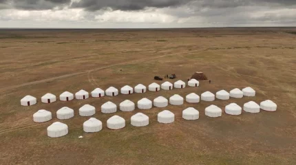 Су тасқынынан зардап шеккен ауылдарға көмек ретінде киіз үйлер жіберілді