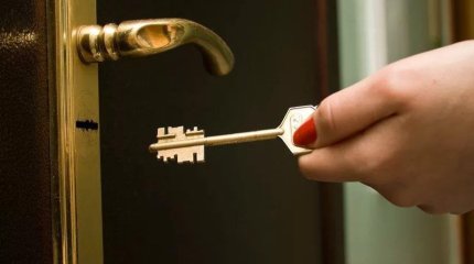 21 жастағы павлодарлық қыз 88 жастағы зейнеткерді тонады