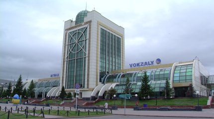 «Астана вокзалының демалыс бөлмелері сын көтермейді», - депутат
