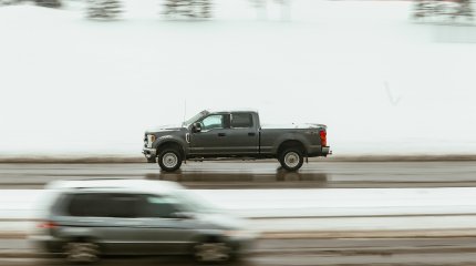 Трассу закрыли в Акмолинской области из-за снега