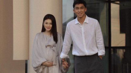 "Кілт әкеліп берді". Ерке Есмахан күйеуінен алған ең бағалы сыйлығы туралы айтты