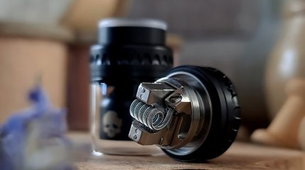 Супругов избили и залили перцовым баллончиком на улице в Астане