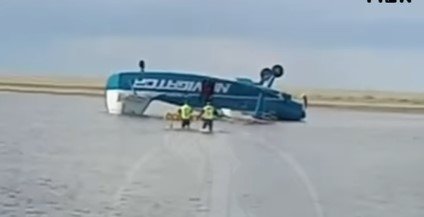 Борт санавиации аварийно сел на воду в Костанайской области (ВИДЕО)