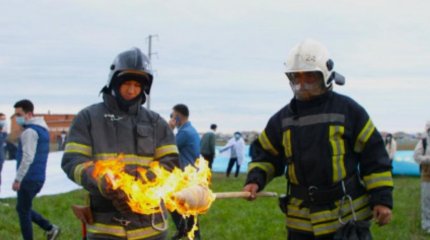 Астанада құны 50 миллион теңге болатын 10 тонна насыбай өртелді