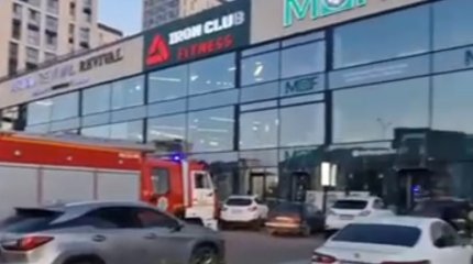 Пожар в Астане: в квартире многоэтажки замкнула микроволновка