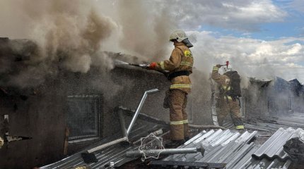 Гостиница загорелась в Алматы