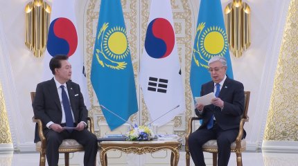 Новый банк, прямой рейс между столицами, производство автокомпонентов: о чём Токаев договорился с президентом Кореи