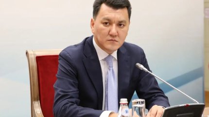 "Парасат-пайымы жоғары, білімі терең, ойы озық, ұстанымы берік тұлға еді", - Ерлан Қарин