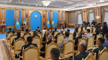 Мемлекет басшысы су тасқынымен күреске белсене атсалысқан азаматтарды