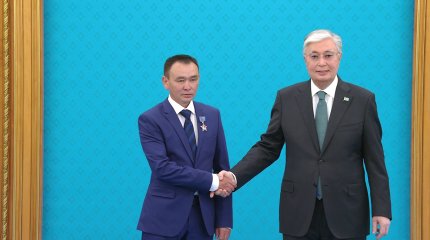 Ақордада су тасқынымен күреске белсене атсалысқан азаматтар марапатталды