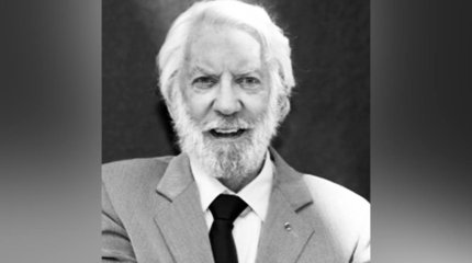 Умер актер, сыгравший в "Голодных играх"