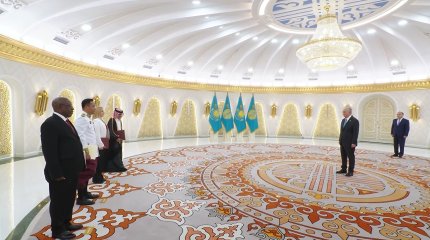Мемлекет басшысы бірнеше елдің төтенше және өкілетті елшісінен сенім грамоталарын қабылдады