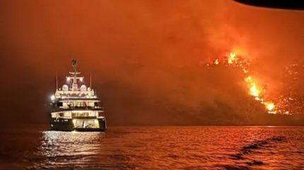 Фейерверк вызвал пожар на острове Греции: 13 арестованных