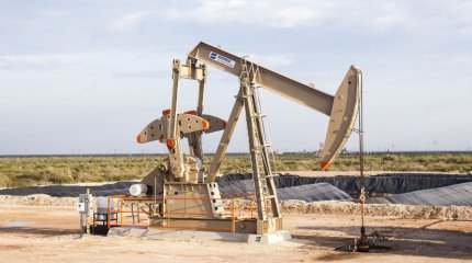 Прокуратура расследует 5 уголовных дел в нефтяной сфере