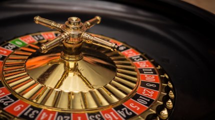 Запрет на азартные игры для госслужащих и правоохранителей рассматривают в Казахстане
