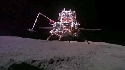 Қытайлық зонд Айдың арғы жағындағы топырақ үлгілерін Жерге жеткізді