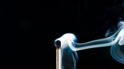 «Непростые отношения»: казахстанец из-за мести сжег автомобиль