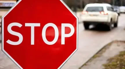 Атырауда тағы бір жолдың қозғалысына шектеу енгізілді