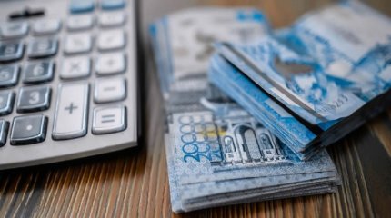 Шығыс Қазақстан облысында студент қыз өз әкесін сотқа берді