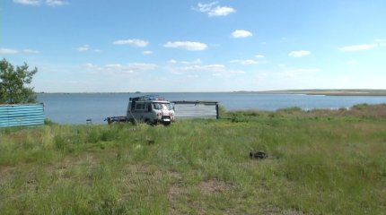 Водолазы ищут пропавшего рыбака в Карагандинской области