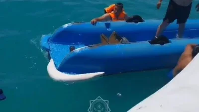 Алакөлде 5 адам суға батып кете жаздады