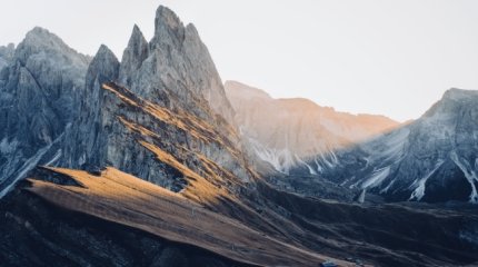 Семерых подростков ищут в горах Алматы