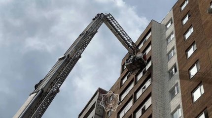 Астана тұрғын үйлерінің бірінде өрт шықты: 10 адам құтқарылды