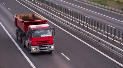 Причину быстрого износа дорог назвали в Министерстве транспорта