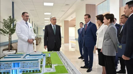 Президент Ұлттық шұғыл медицинаны үйлестіру орталығына барды