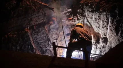 Пәкістанда 11 кенші метаннан уланып көз жұмды