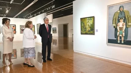 Президент Ұлттық музейдегі өнер туындылары көрмесін тамашалады