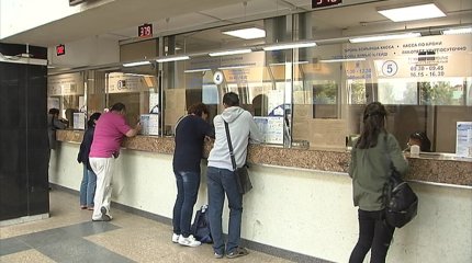 "Билеты не достать даже за месяц": невозможностью путешествовать по стране возмутились в Сенате