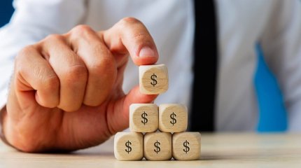 Деятельность двух финансовых пирамид пресекли в Восточном Казахстане