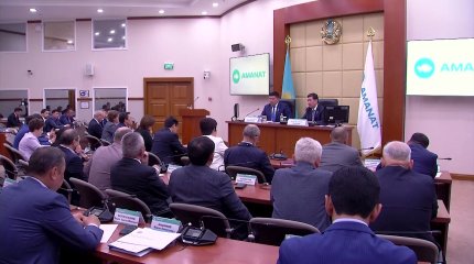 «AMANAT» партиясы фракциясында жаңа Салық кодексінің негізгі бағыттары таныстырылды