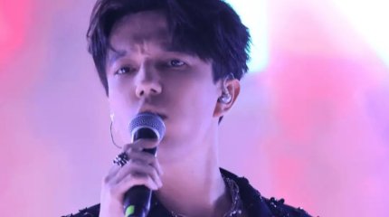 Димаш Никола Теслаға арналған фестивальдің құрметті қонағы болды