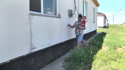 На некачественное жильё жалуются многодетные семьи в Павлодаре