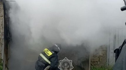 Қандыағашта гараждар өртеніп кетті