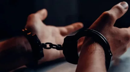 Атырауда 17 жасар бозбаланы ұрып өлтірген ауылдасы қамалды