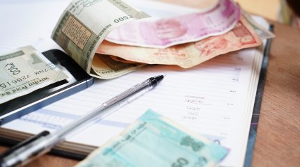 Злоупотребляли служебными полномочиями: руководство управлений обвиняют в коррупции