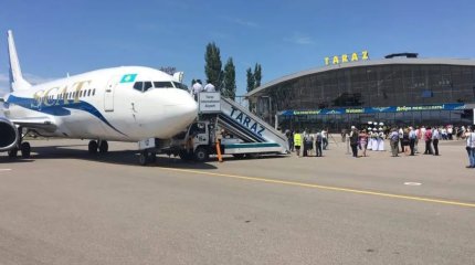 Таразда ұшақта тәртіп бұзған шетелдік азамат 5 тәулікке қамауға алынды