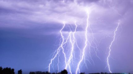 Найзағай, жаңбыр, аптап ыстық: барлық өңірде ауа райына байланысты ескерту жасалды