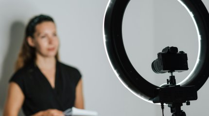 В Италии журналистку оштрафовали за шутки о росте премьер-министра