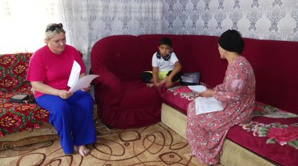 9-летнего мальчика-инвалида в СКО  лишили пособия из-за гражданства его матери