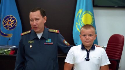 10 жасар Артур Гаитов інісін өрттен құтқарып қалды