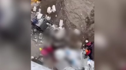 Астанадағы құрылыс алаңында жұмысшының үстіне кірпіш құлап, қаза тапты