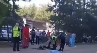 Алматыда үш жасар бала 13-қабаттан құлап кетті