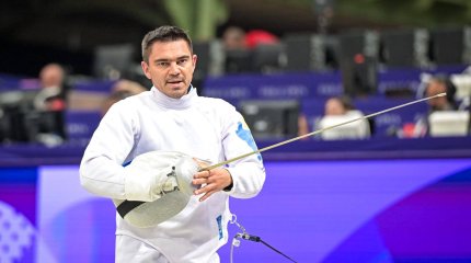 Сенсация жасаған семсерлеуші сүрінді